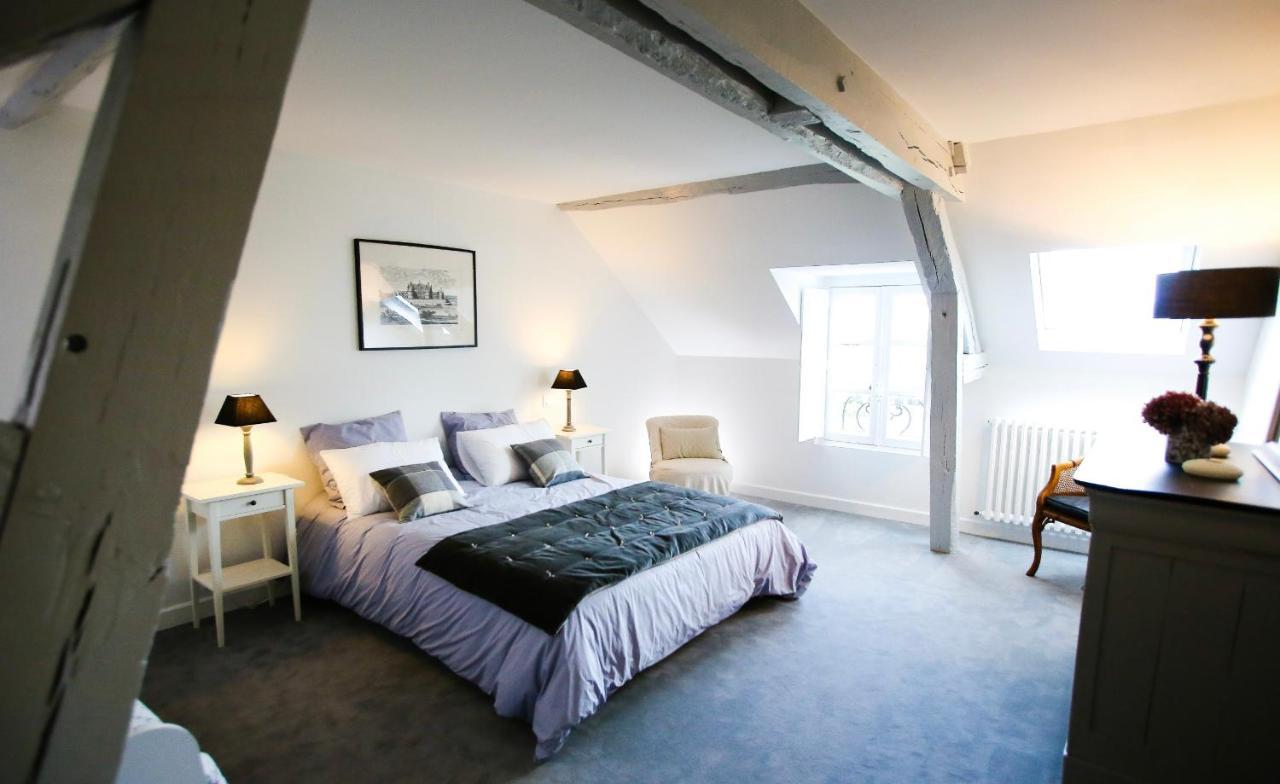 Appartamento L'Atelier Saint-Denis-sur-Loire Esterno foto
