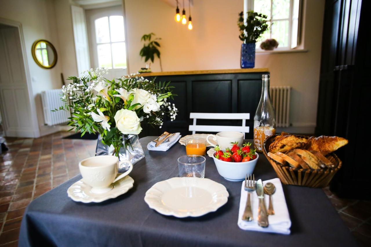 Appartamento L'Atelier Saint-Denis-sur-Loire Esterno foto